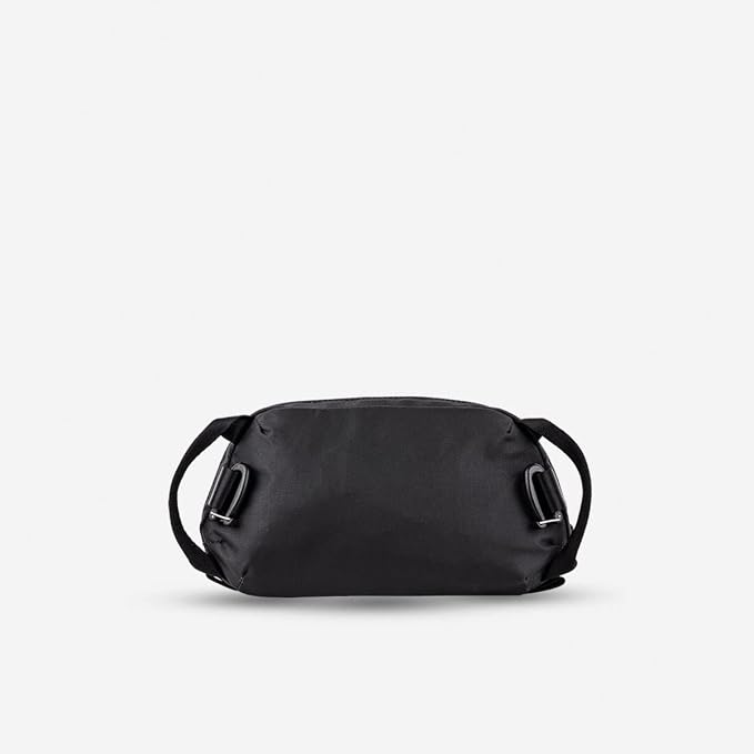 WANDRD Toiletry Bag, Medium - Image 2