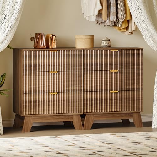 BORNOON Fluted 3 Drawer Dresser, 30.3" Tall Compact Modern Boho Chest