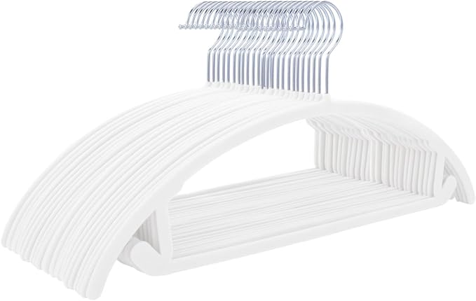 MIZGI Premium Velvet Hangers 30 Pack Heavyduty- Non Slip No Shoulder Bump Suit by MIZGI