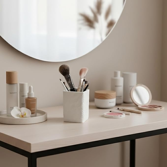 White Stone-Look Toothbrush Holder - Image 4