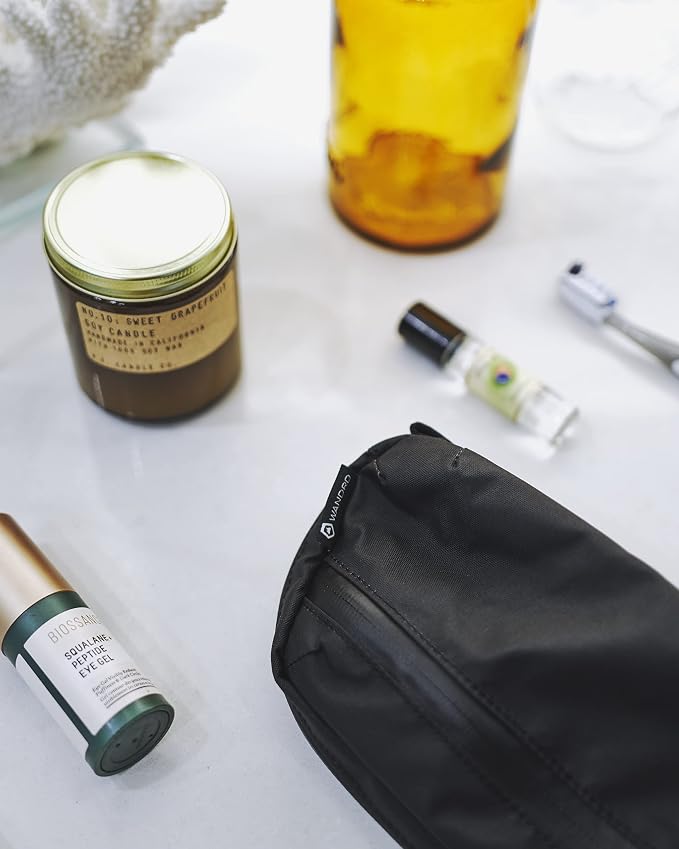 WANDRD Toiletry Bag, Medium - Image 6