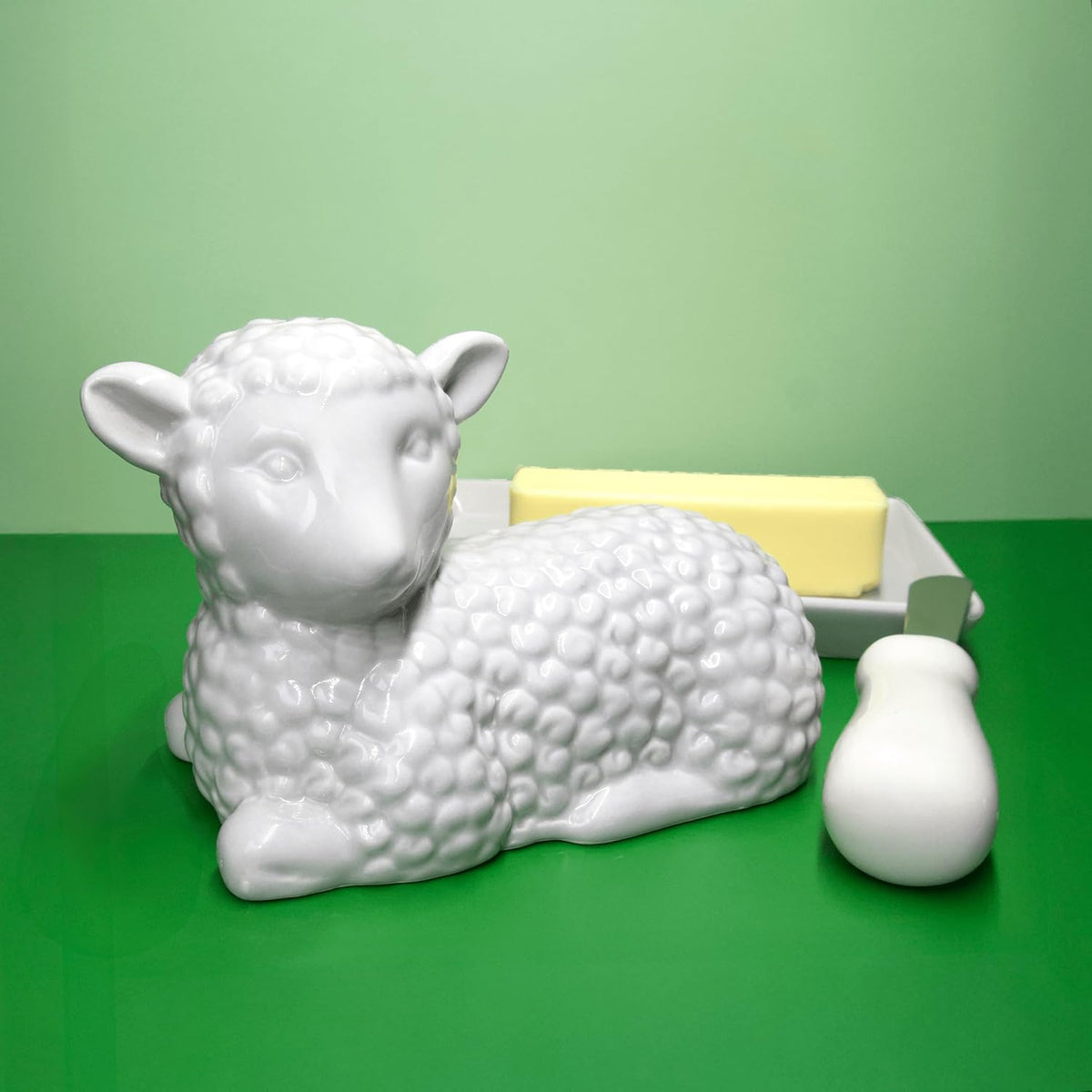 Lamb Butter Dish with Lid – Ceramic Farm Animal Butter Holder for