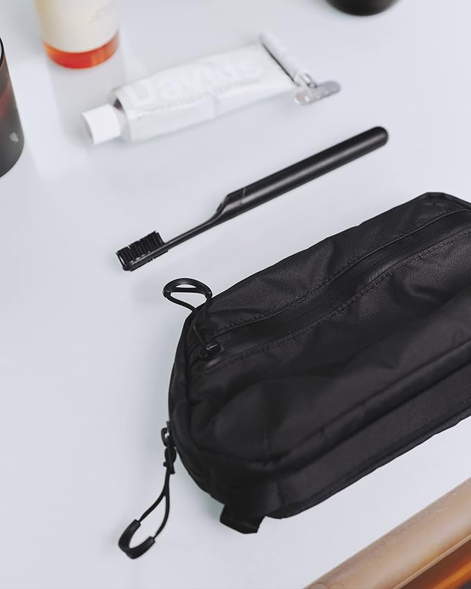 WANDRD Toiletry Bag, Medium - Image 8