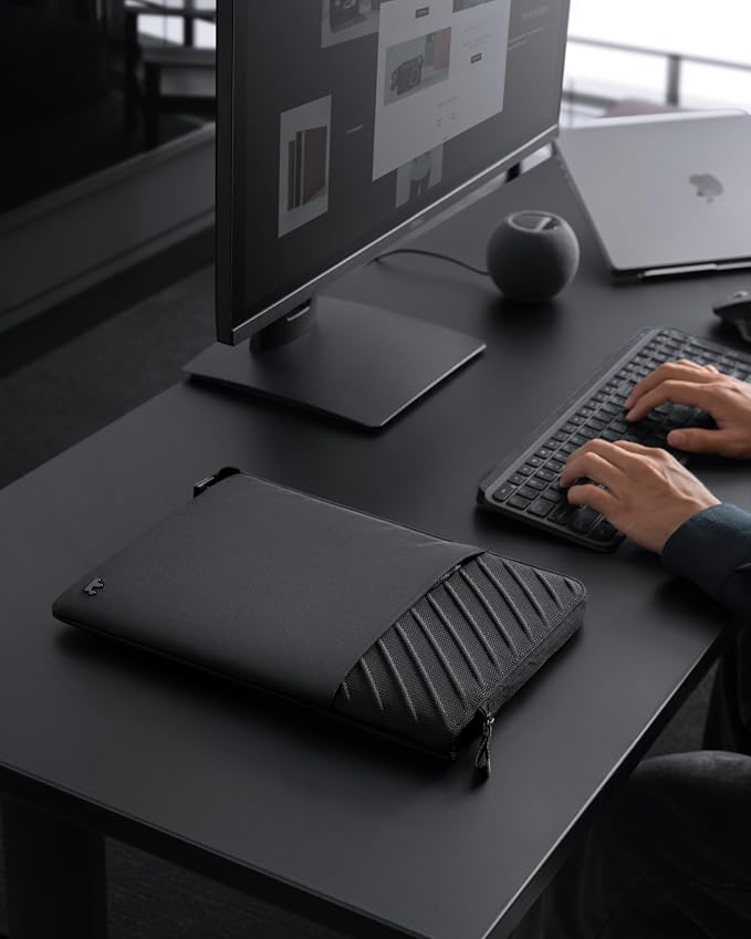 tomtoc Laptop Sleeve for 15-inch MacBook Air M4/A3241 2025, M3/A3114 2024 - Image 8