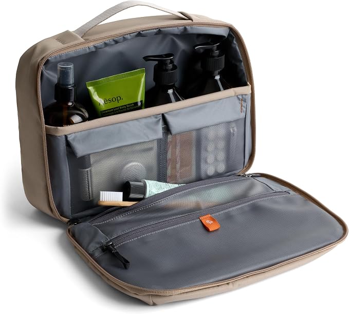 Bellroy Hanging Toiletry Kit Plus - Image 2