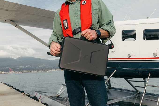UAG Laptop Sleeve Case, Large Sleeve, Fits Up to 15-16" Laptop, Shockproof - Image 3