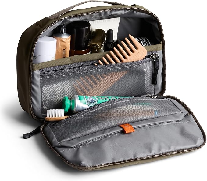 Bellroy Hanging Toiletry Kit - Image 2