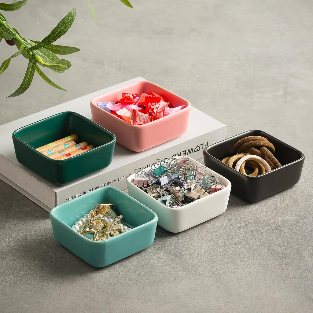 Mecaikru Ceramic Paper Clip Holder, 3.46 in Polished Desk Organizer