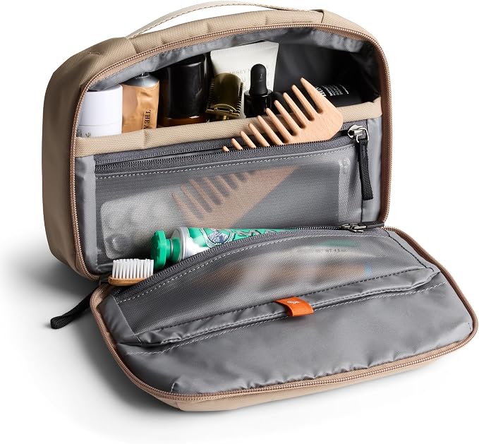 Bellroy Hanging Toiletry Kit - Image 2