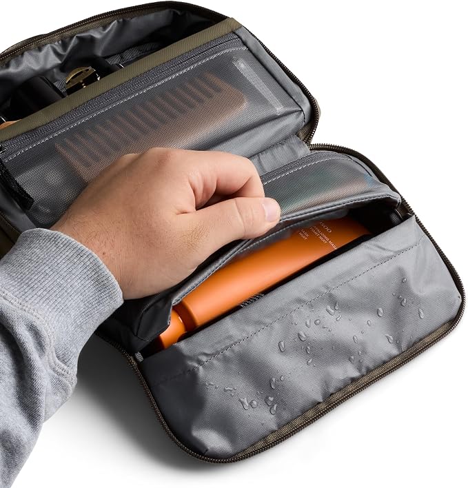 Bellroy Hanging Toiletry Kit - Image 5