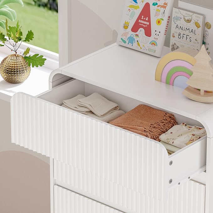 Tall Dresser for Bedroom with 5 Drawers, Fluted Chest of Drawers with Round - Image 5