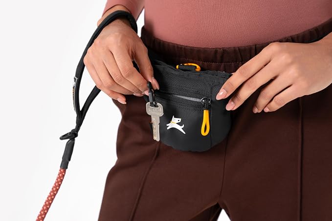 OllyDog Goodie Treat Bag, Dog Treat Pouch, Waist Belt Clip - Image 2