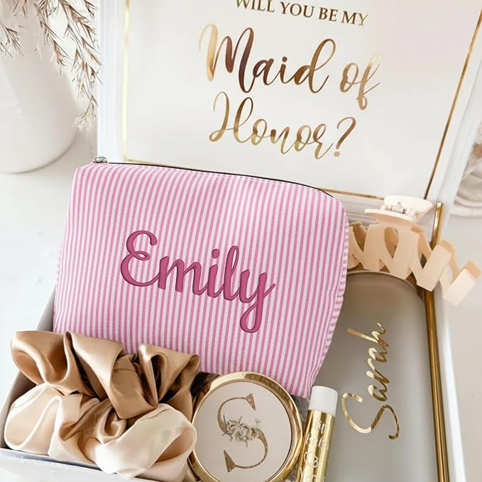 Personalized Seersucker Makeup Bag - Image 6