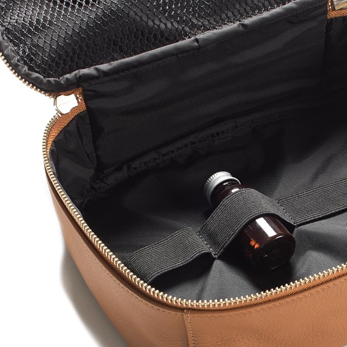 Leatherology Cognac Large Travel Organizer - Image 3
